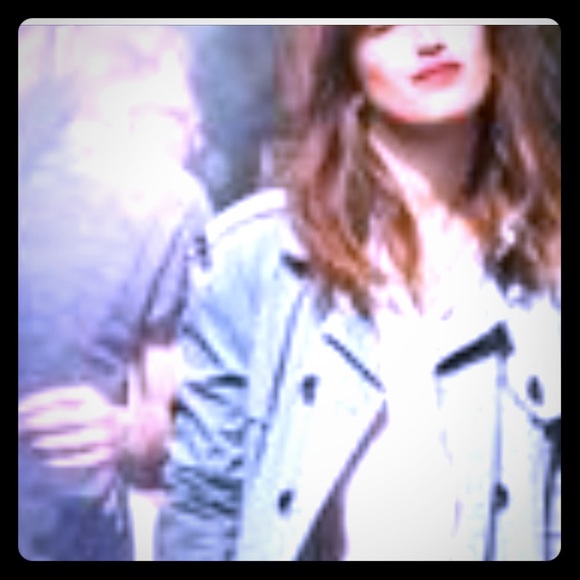 Meet your Posher, Krystine Baldrige - Picture 7 of 7